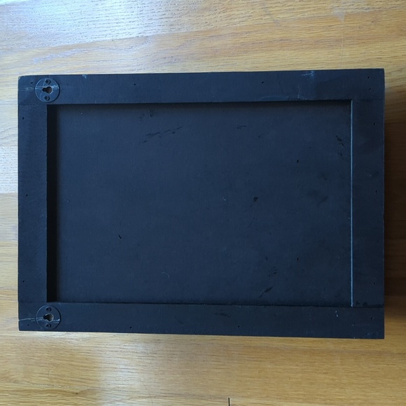 Mailbox - Picture 2 of 3